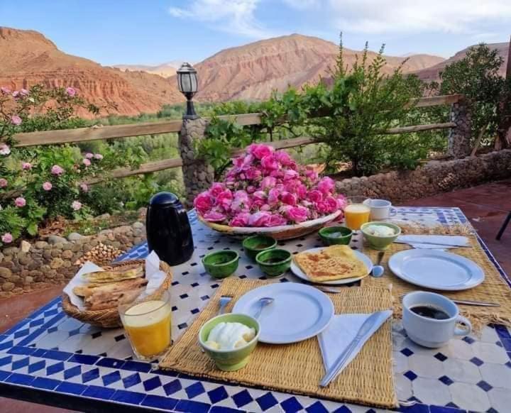 Ecolodge Miss Rose Chez La Famille Boumalne 외부 사진